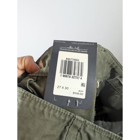 NWT Levi's '94 Baggy Cargo Straight Leg Pants Womens Sz 27 Grunge Skater Y2K - Picture 9 of 12